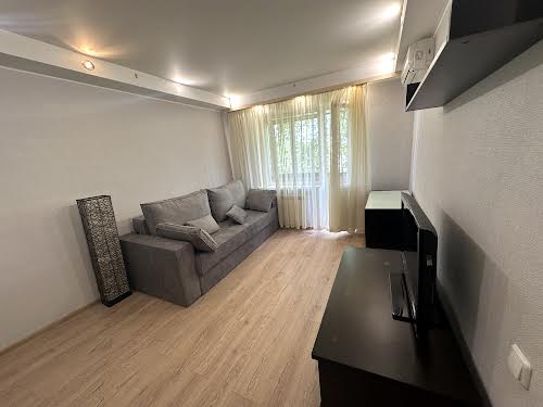 квартира за адресою Коломийський пров., 8