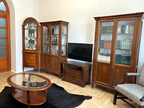 квартира за адресою Велика Васильківська вул. (Червоноармійська), 132