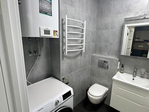 квартира за адресою Ревуцького вул., 40-В