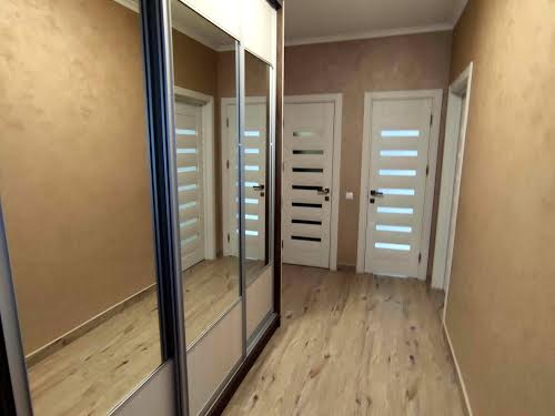 квартира за адресою Довженка, 23а