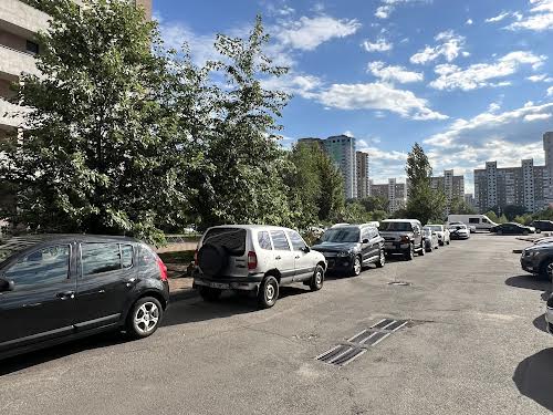 коммерческая по адресу Олены Пчилки ул., 2А