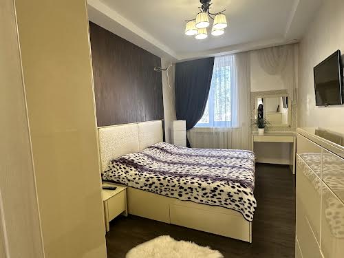 квартира за адресою Максима Славинського вул. (Красноводська), 3