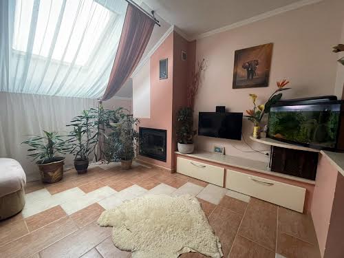 квартира за адресою Коновальця вул., 3