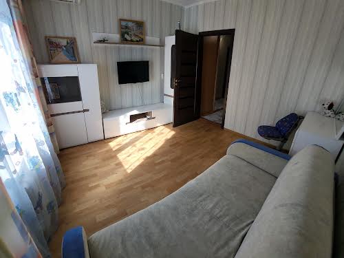 квартира за адресою Драгоманова вул., 1к