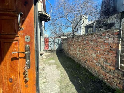 квартира за адресою Іскринський пров., 8
