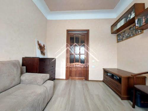 квартира за адресою Н'ютона, 28