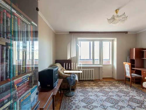 квартира по адресу Авиаконструктора Антонова ул., 7