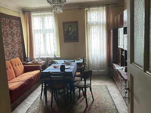 квартира за адресою Євгена Коновальця вул. (), 54а