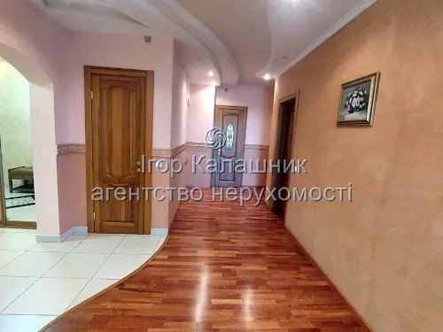 квартира за адресою Ореста Васкула вул., 23