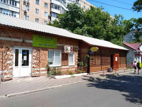 комерційна за адресою Вишнева вул., 1