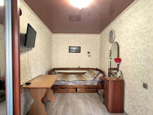 квартира за адресою Демократична вул., 64