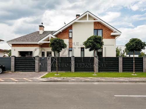 дом по адресу с. Петропавловская борщаговка, Петропавлівська борщагівка