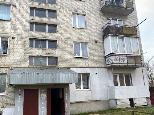 квартира за адресою Сонячна вул., 3