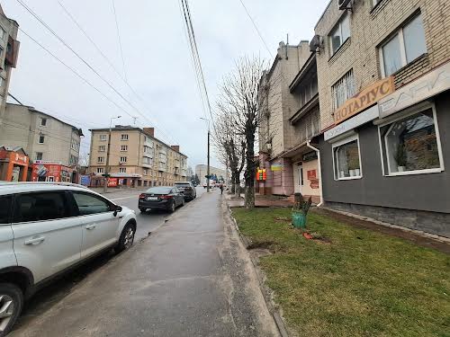 комерційна за адресою Бандери Степана просп., 34А