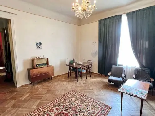 квартира за адресою Рейтарська вул., 35Б