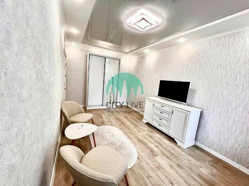 квартира за адресою Пасічна вул., 8
