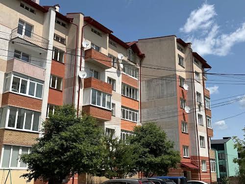 квартира за адресою Винники, Івасюка вул., 42
