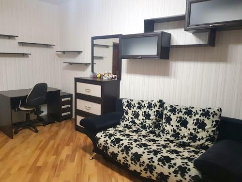 квартира за адресою Хмельницька вул., 10