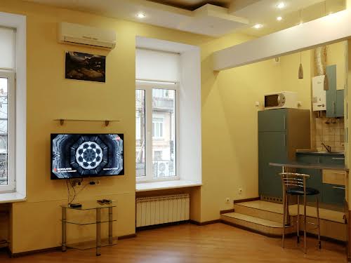 квартира за адресою Басейна вул., 3