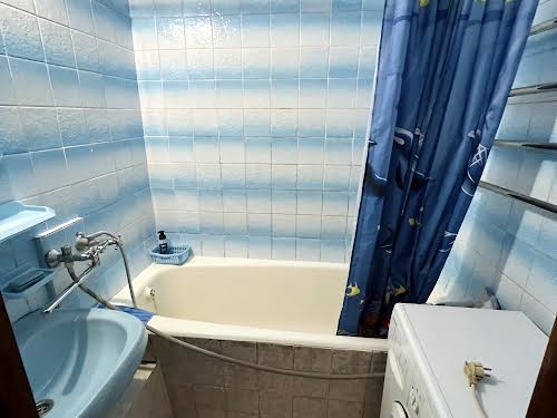 квартира за адресою Перемоги просп., 65б