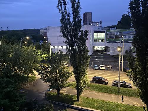 квартира по адресу Науки просп., 27