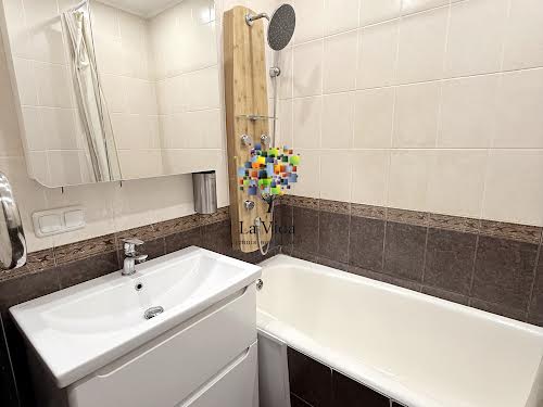 квартира за адресою Озерна вул., 26