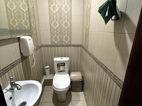 комерційна за адресою Зелена вул., 109