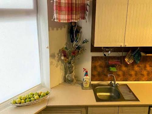 квартира за адресою Рене Декарта вул., 7