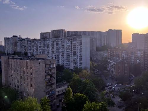 квартира за адресою Голосіївський просп. (40-річчя Жовтня), 15-Б