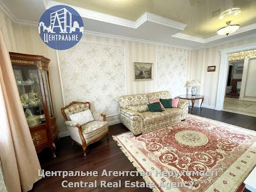 квартира за адресою Героїв Майдану вул. (Червоноармійська), 55