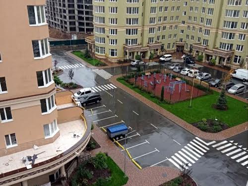 квартира за адресою Академіка Амосова вул., 63