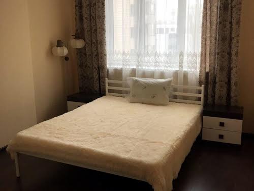 квартира за адресою Феодосійська вул., 1