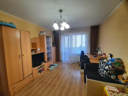 квартира за адресою Григоренка Петра просп., 36