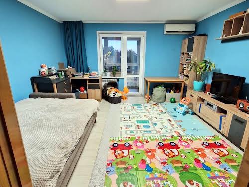 квартира за адресою Тополина вул., 7
