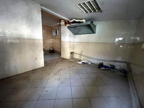 комерційна за адресою Б. Лепкого вул., 14