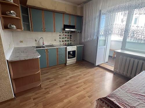 квартира по адресу Драгоманова ул., 31б