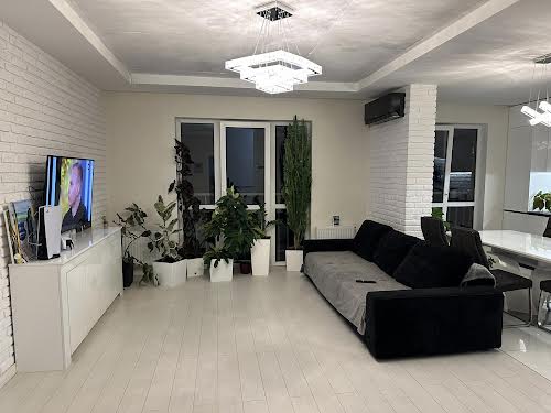 квартира за адресою Метрологічна вул., 7-А