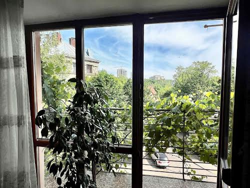 квартира за адресою Котляревського, 50