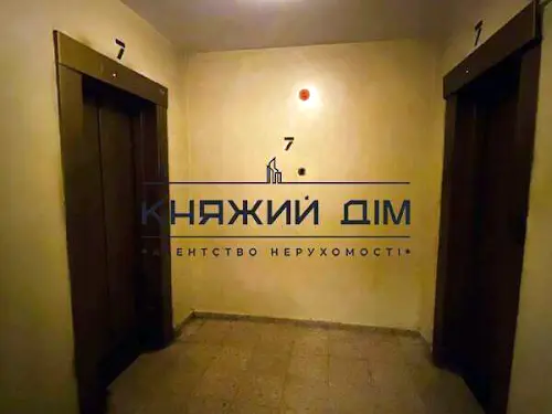 квартира по адресу Ивана Пулюя ул., 5Б