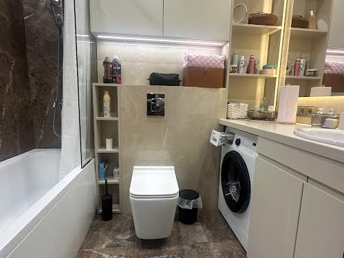 квартира за адресою Залізнична вул., 9