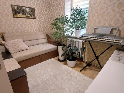 квартира за адресою Щаслива вул., 5