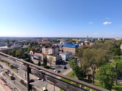 квартира по адресу Ровно, вул. Соборна, 348