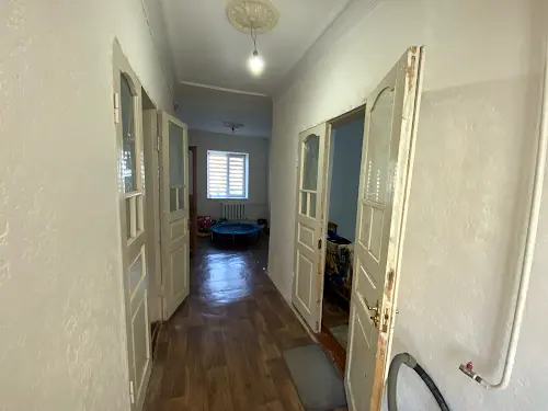 будинок за адресою Суворова, 1