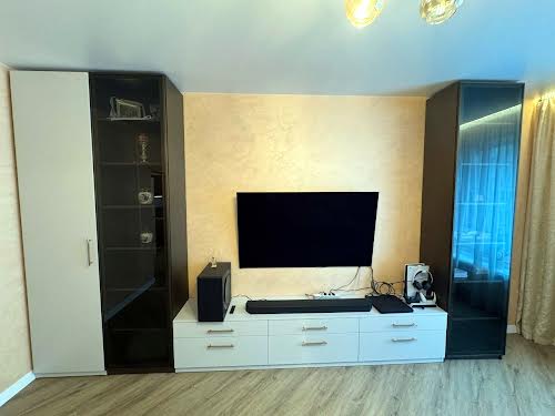 квартира за адресою Золотоустівська вул., 25