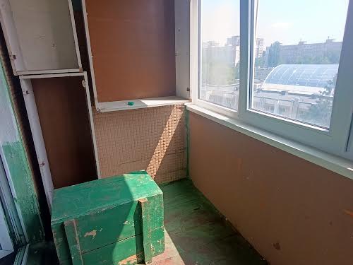 квартира за адресою Романа Шухевича просп. (Генерала Ватутіна), 22-А