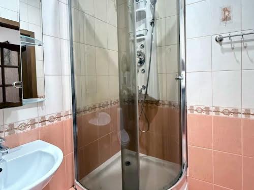 квартира за адресою Дмитрівська вул., 69