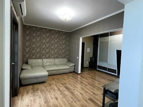 квартира за адресою Авіаконструктора Ігоря Сікорського вул. (Танкова), 1-А