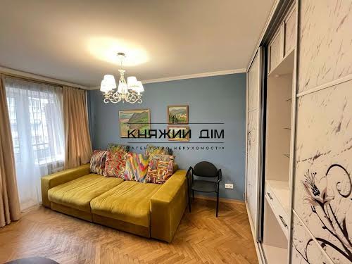 квартира за адресою Машинобудівна вул., 8