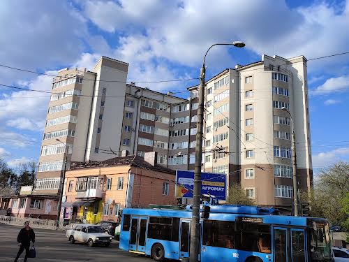 квартира по адресу Ровно, вул. Соборна, 348