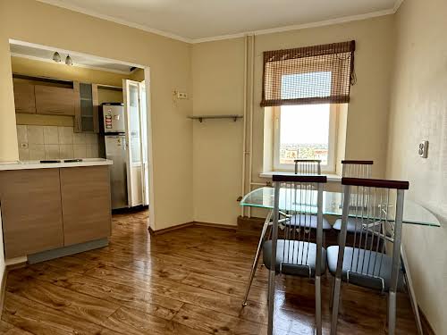 квартира за адресою Оноре де Бальзака вул., 6